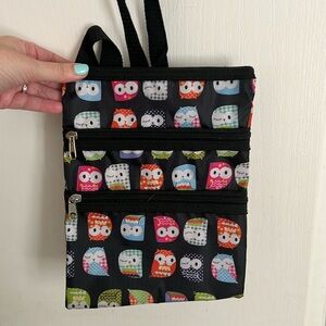Owl Multi Color Print Nylon Crossbody